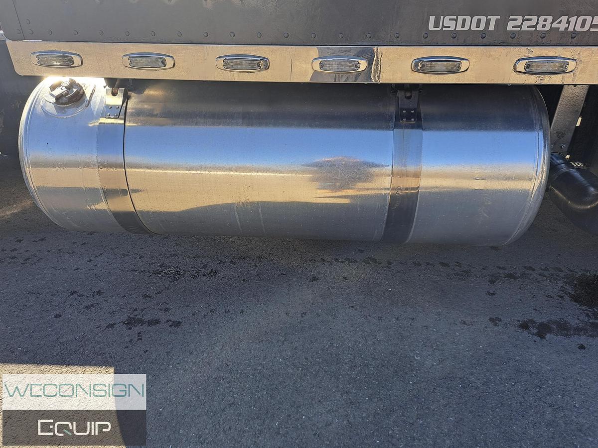 Used 2022 Peterbilt 389 Sleeper Truck Tractor