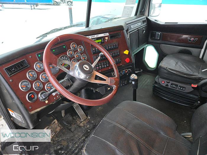 Used 2015 Western Star Tri-Drive Custom Vac Semi Vac