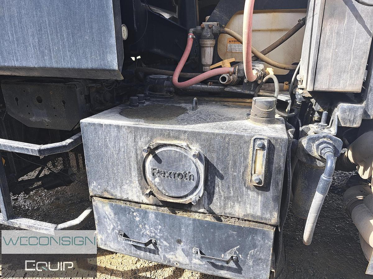 Used 2012 Freightliner M2