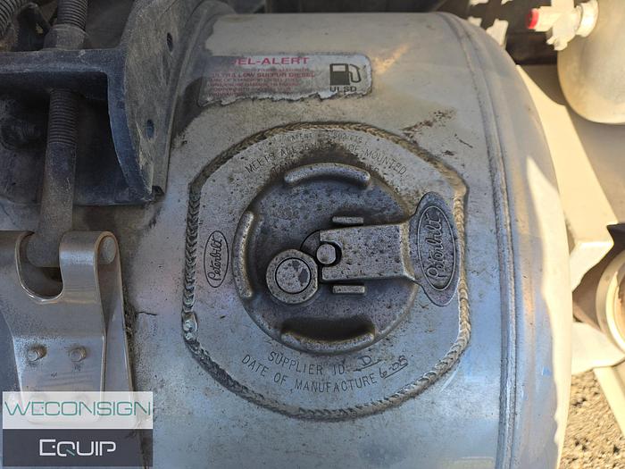 Used 2009 Peterbilt 367 TA Dump Truck