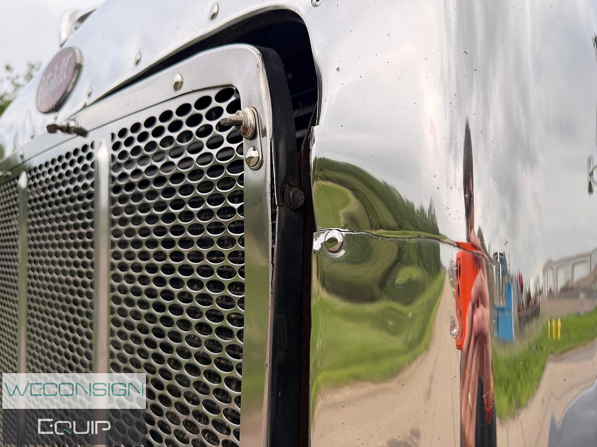 Used 2016 Peterbilt 367 Tri Drive Winch Truck