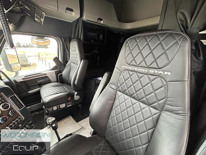 Used 2022 western Star 49X TA Truck Tractor