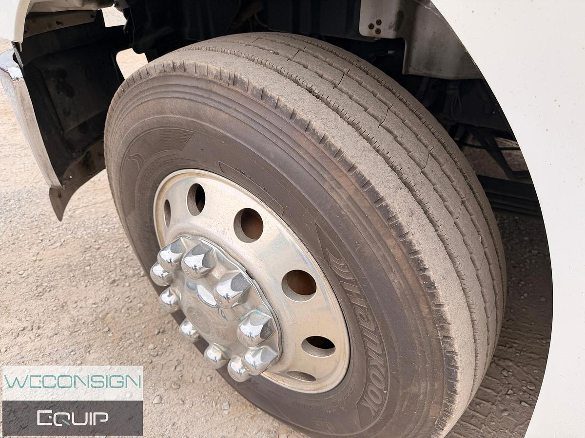 Used 2019 Hino 358 Tow Truck