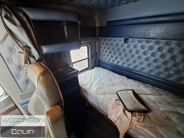 Used 2019 Kenworth T800 Heavy Haul Truck Tractor