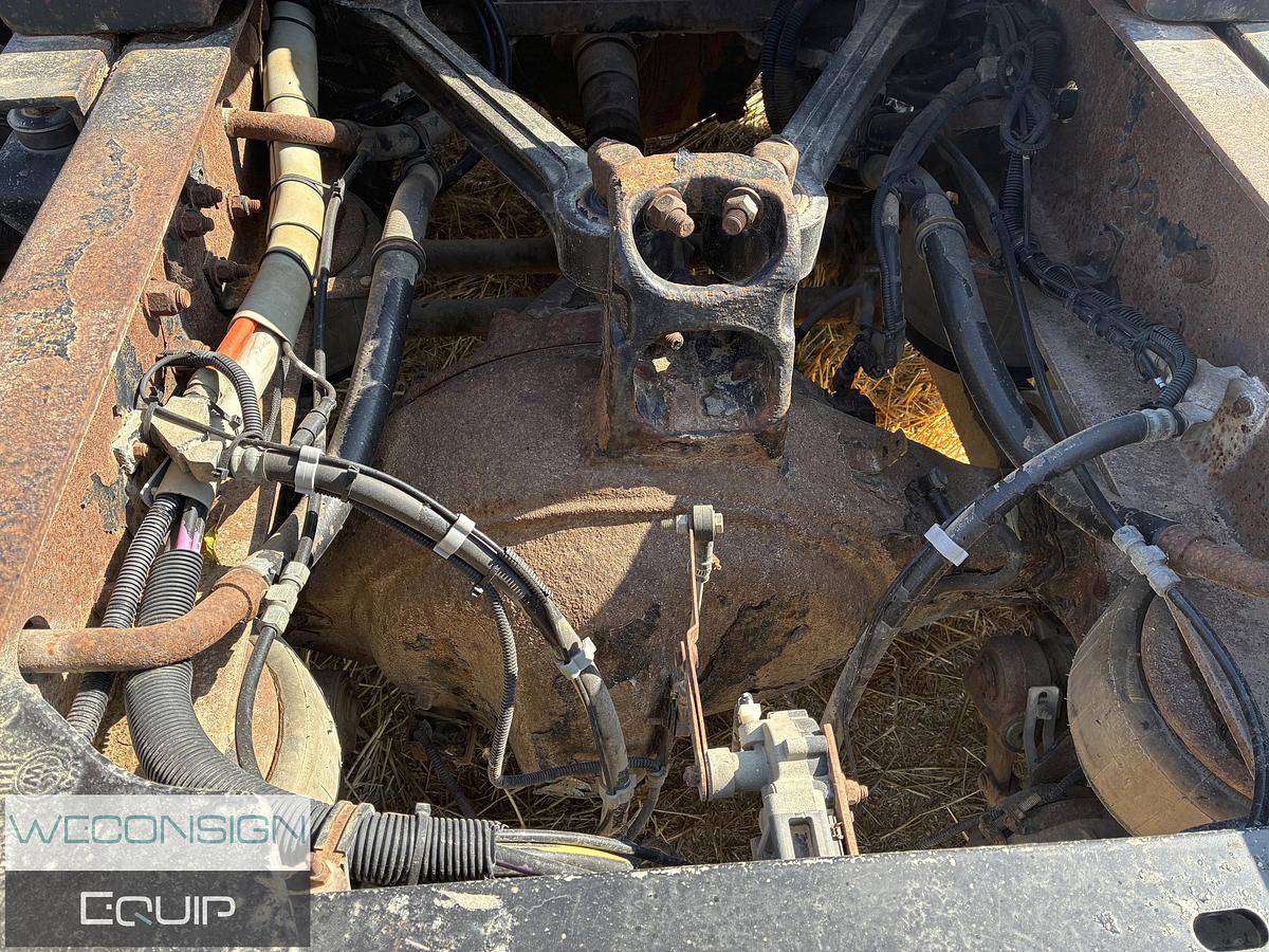 Used 2005 Kenworth T800 Sleeper Tractor