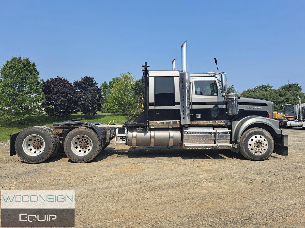 Used 2021 Western Star 4900