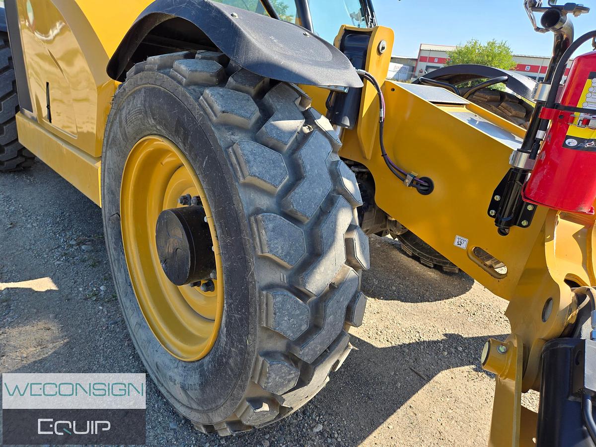 Used 2023 CAT TL1055