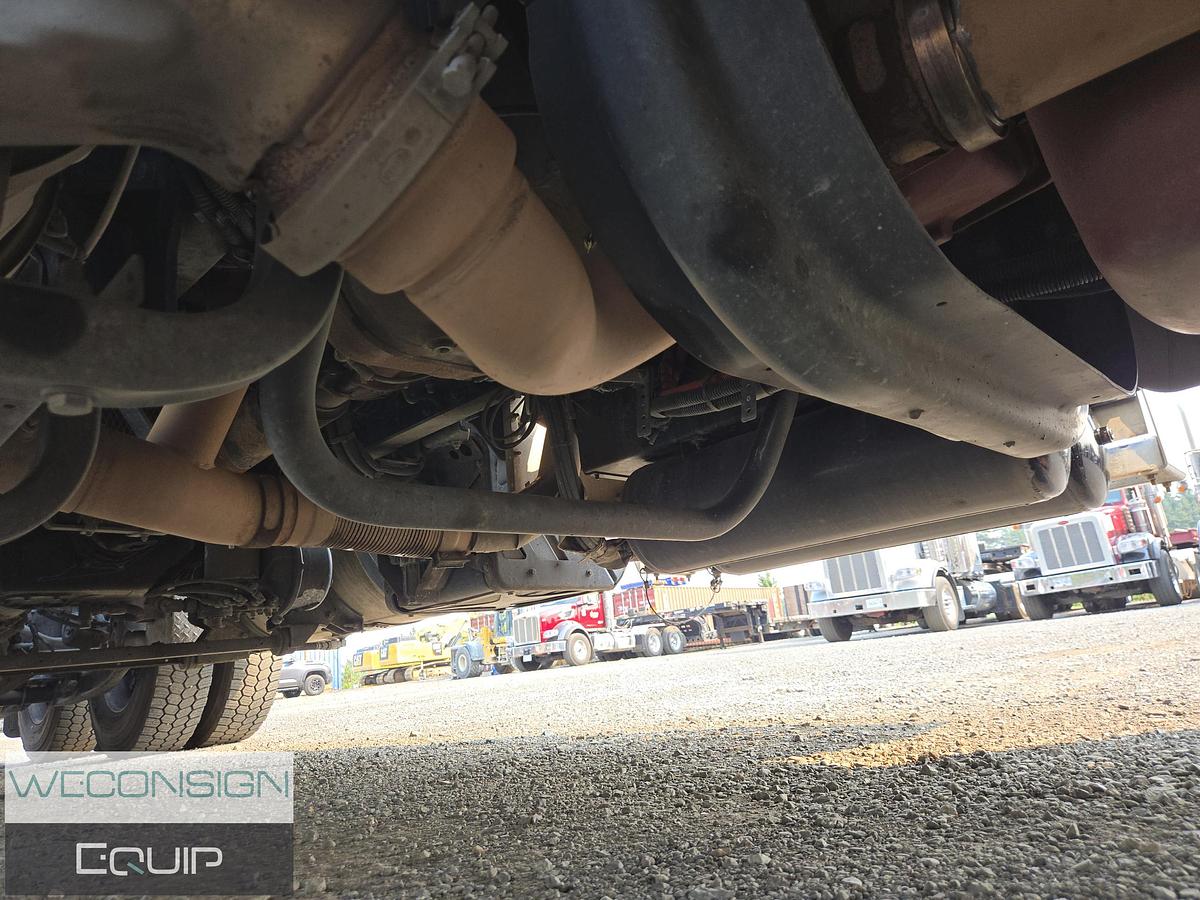 Used 2024 Kenworth W900L TA Truck Tractor