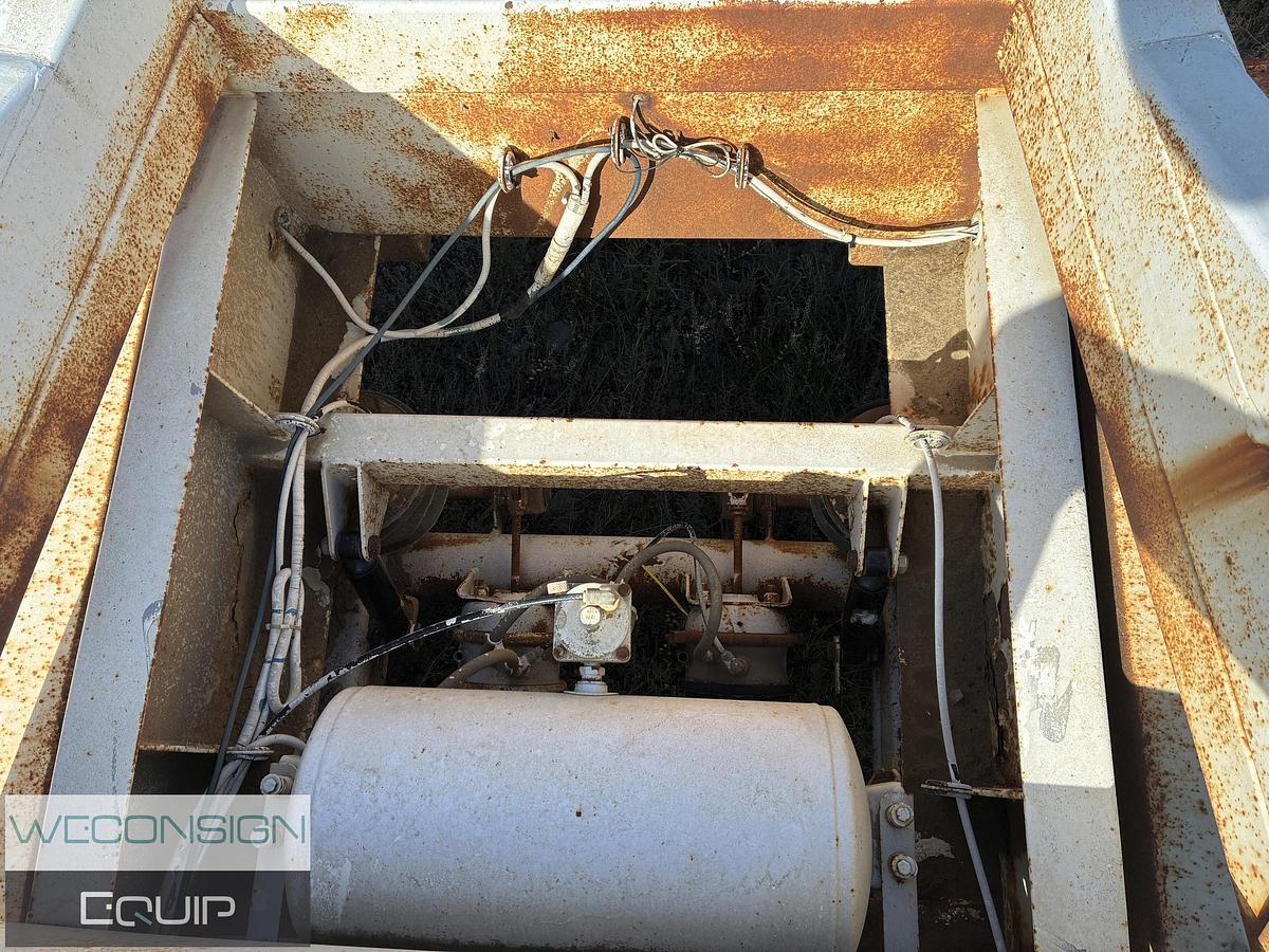 Used 2001 Arnes Belly Dump