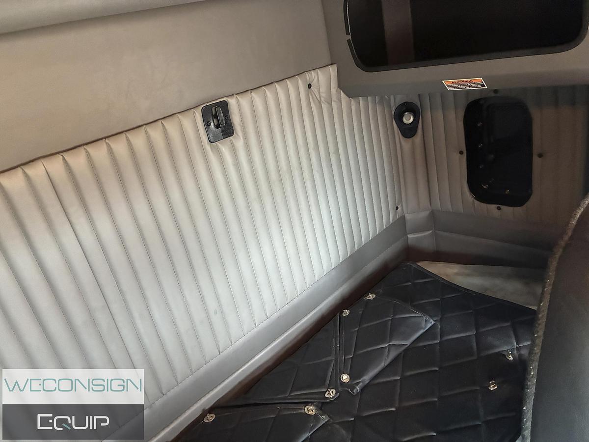 Used 2020 Kenworth W900B Logging Truck