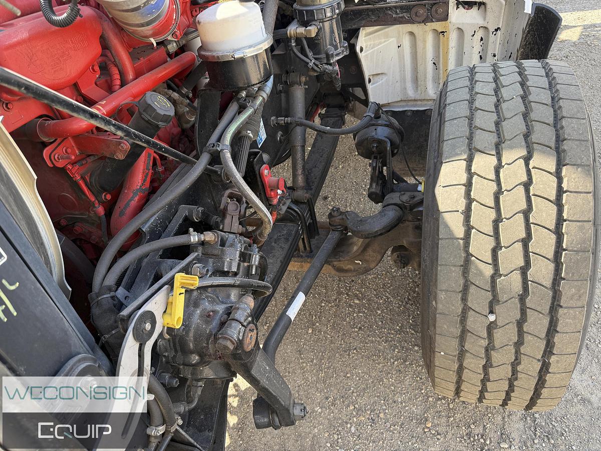 Used 2018 Peterbilt 567