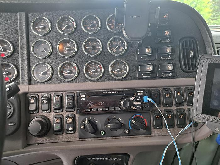 Used 2020 Peterbilt 389 With SUPER 40s HWY Truck Tractor (01665)