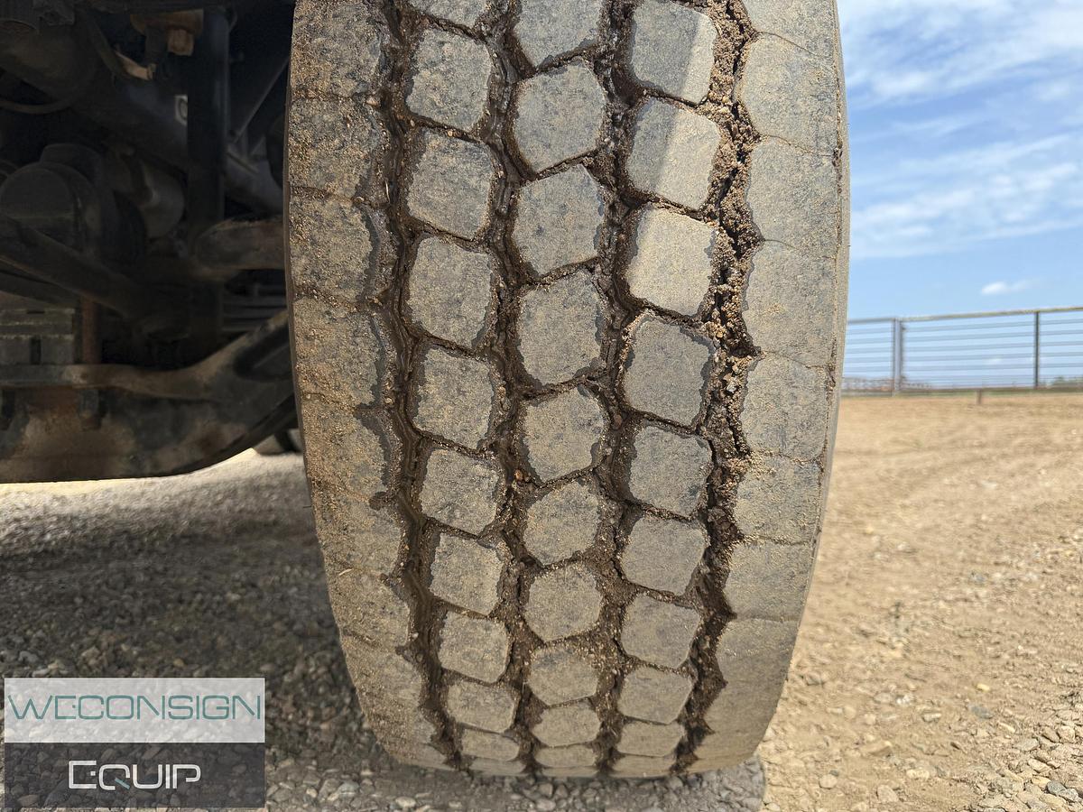 Used 2019 Kenworth T800 Air Vac