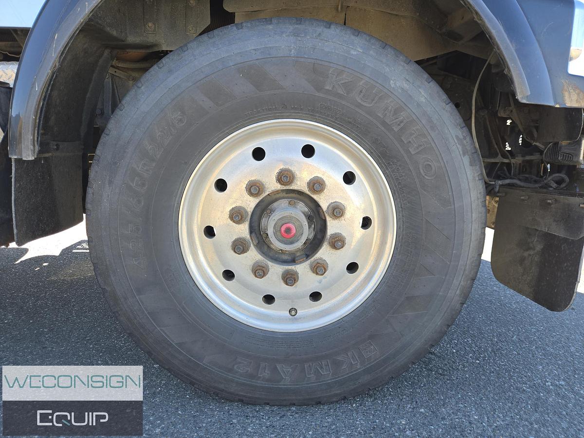 Used 2007 Kenworth T800 TA Lowbed Truck/ Tractor