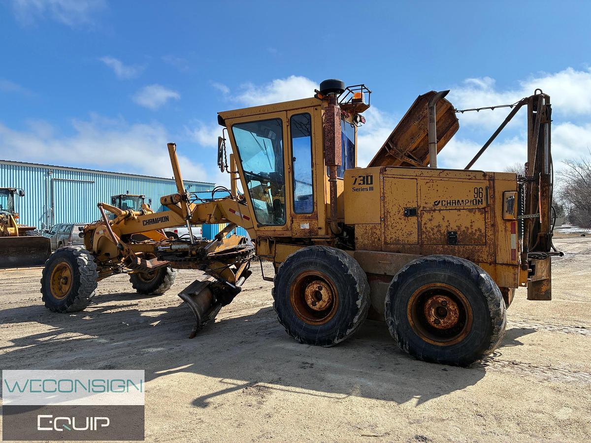 Used 1996 Champion 730