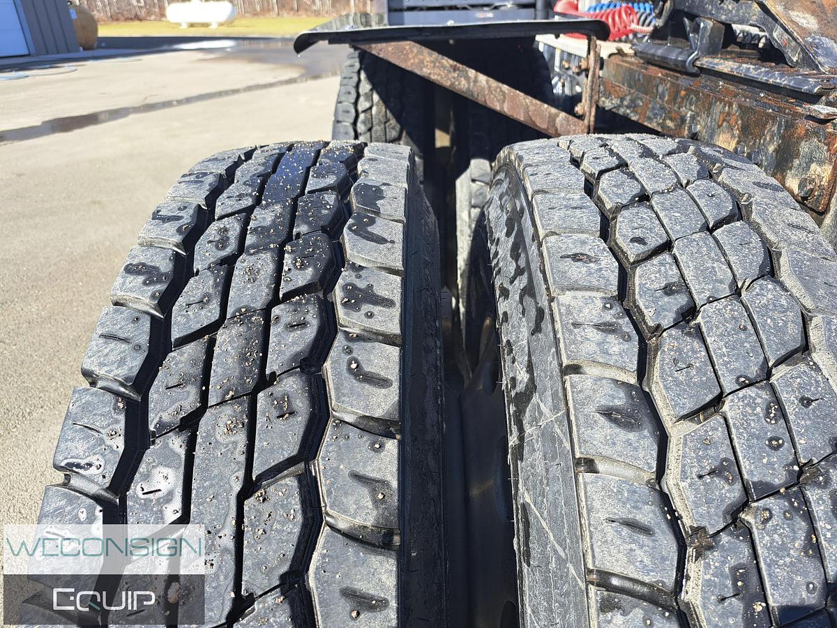 Used 2022 Peterbilt 389 Sleeper Truck Tractor