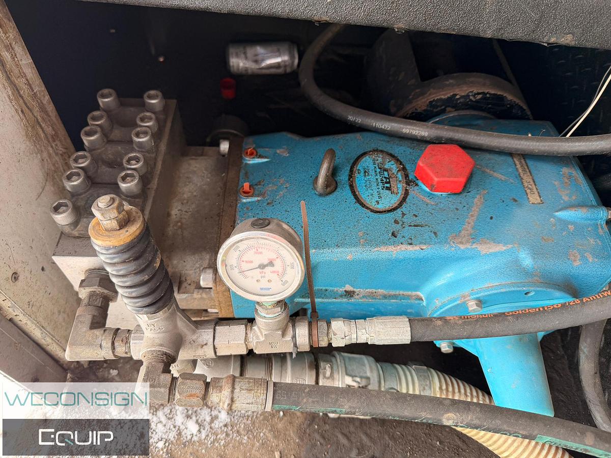 Used 2010 Western Star 4900SA Vacuum Excavator Truck