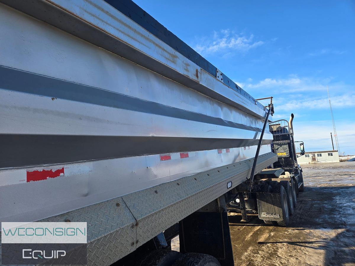 Used 2016 Arnes 30' End Dump