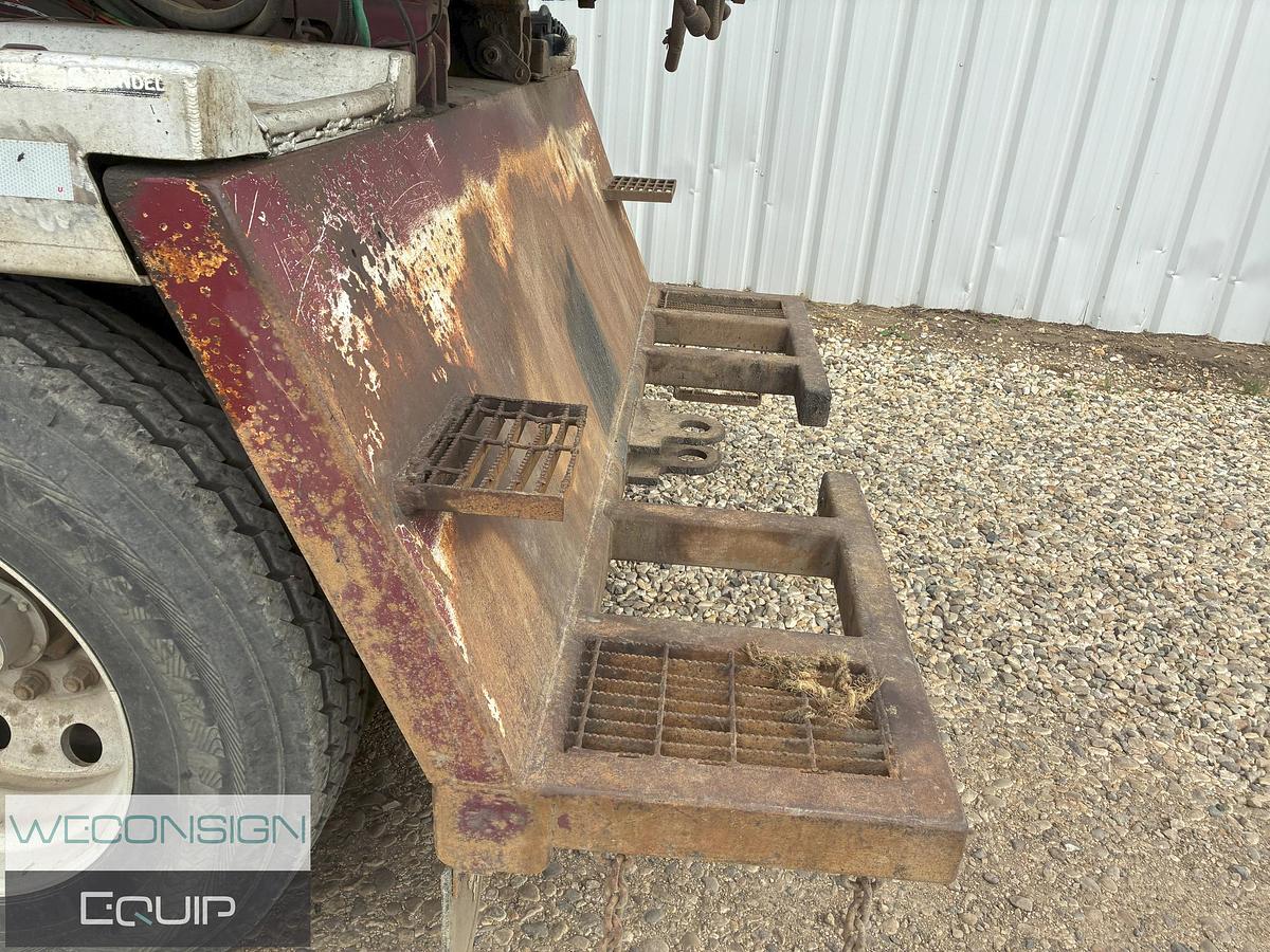 Used 2010 Kenworth SMV01