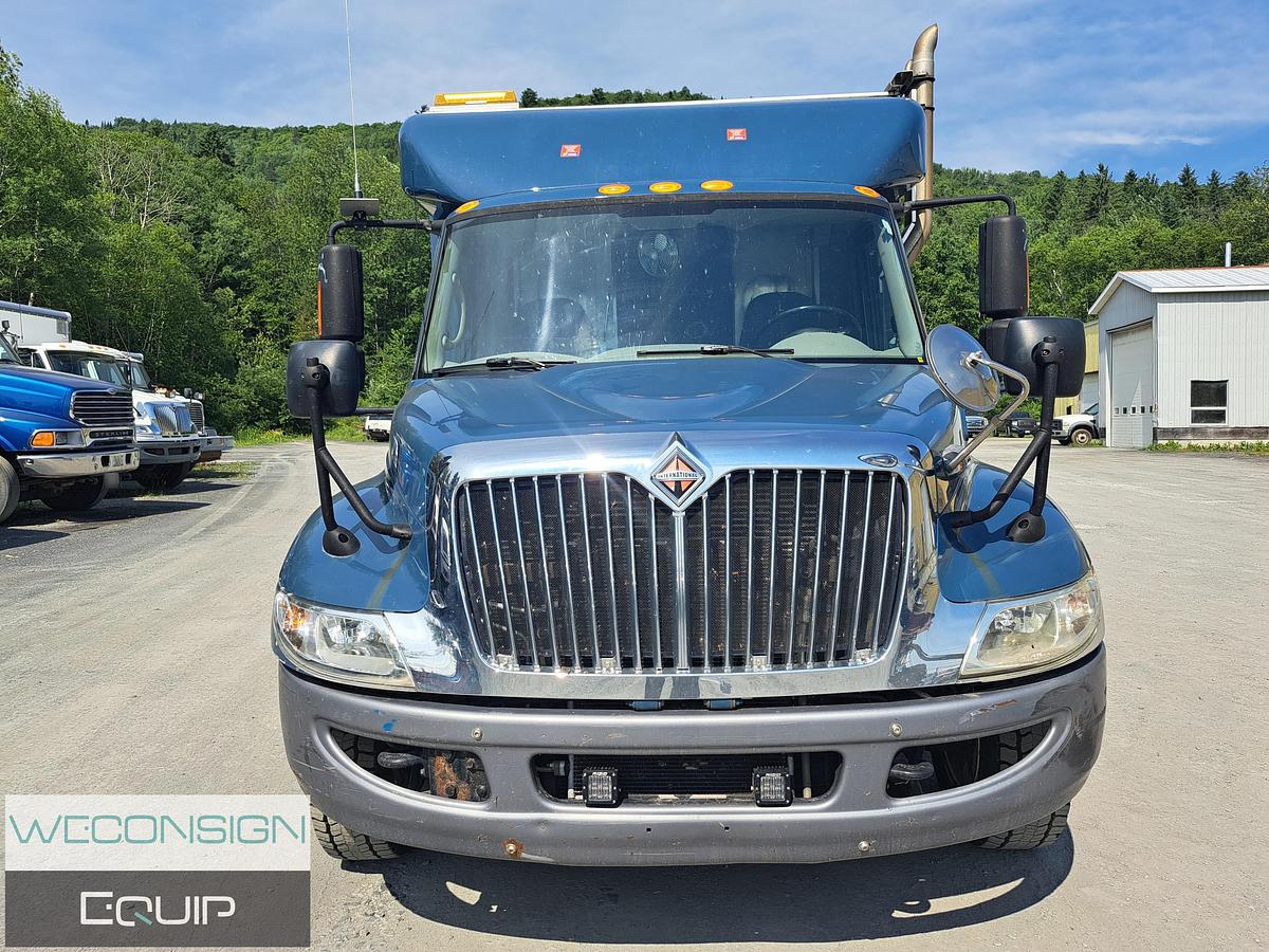 Used 2010 International 4300SBA Service and Mechanic Trucks
