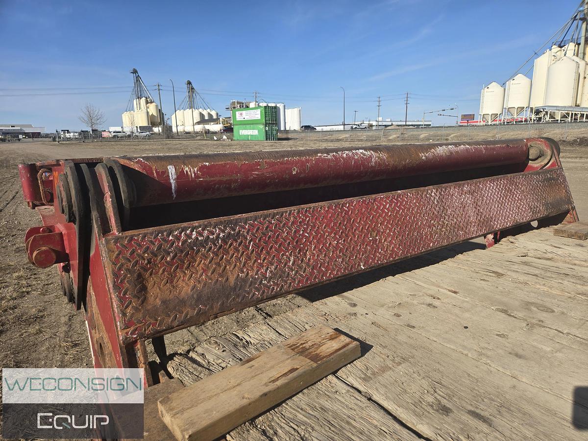 Used 2006 Doepker 40 Ton Scissorneck Trailer