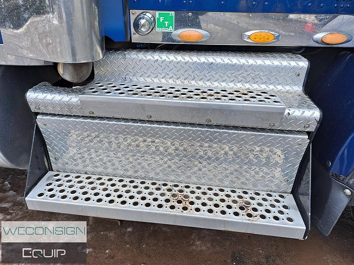 Used 2019 Kenworth T800 Heavy Haul Truck Tractor