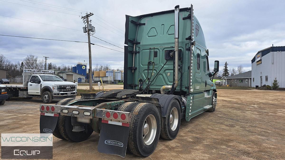 Used 2016 Freightliner Cascadia 125 Evolution Sleeper Truck Tractor