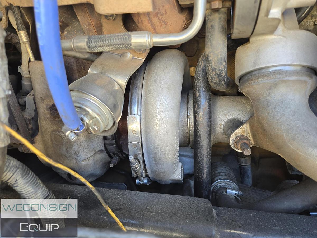 Used 2015 CAT Hydro Excavator