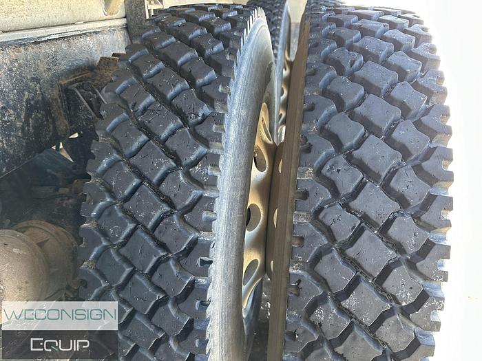 Used 2012 Kenworth T800 Tri-Drive TC407 Tank Truck - #02042