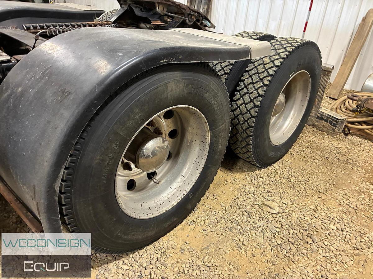 Used 2020 Peterbilt  389