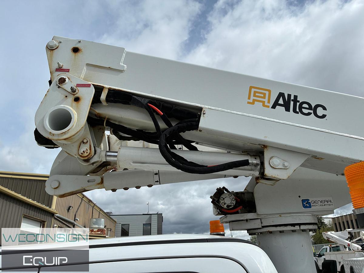 Used 2019 Ford F550 Bucket Truck