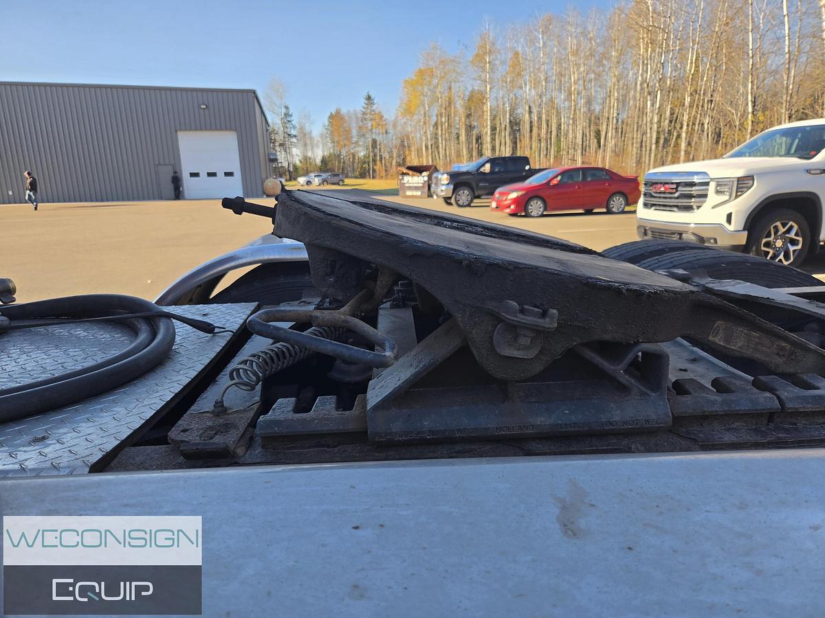 Used 2022 Peterbilt 389 Sleeper Truck Tractor
