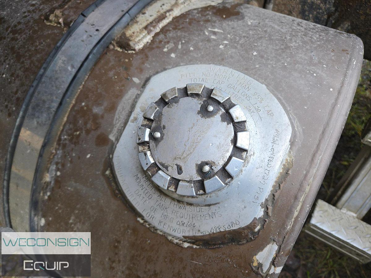 Used 2009 Kenworth W900L TA Sleeper Truck Tractor