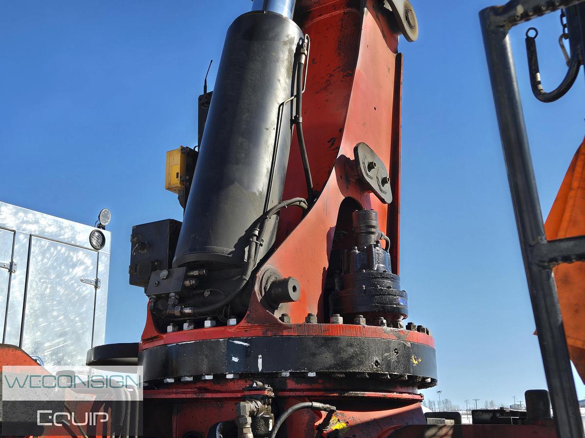 Used 2014 Peterbilt 367 Tan Tri 30 Ton Knuckle Boom Truck