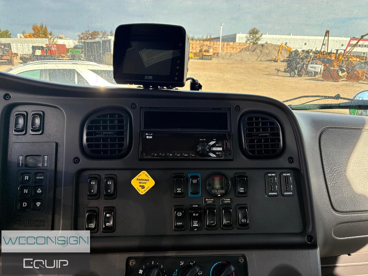 Used 2019 Freightliner M2106