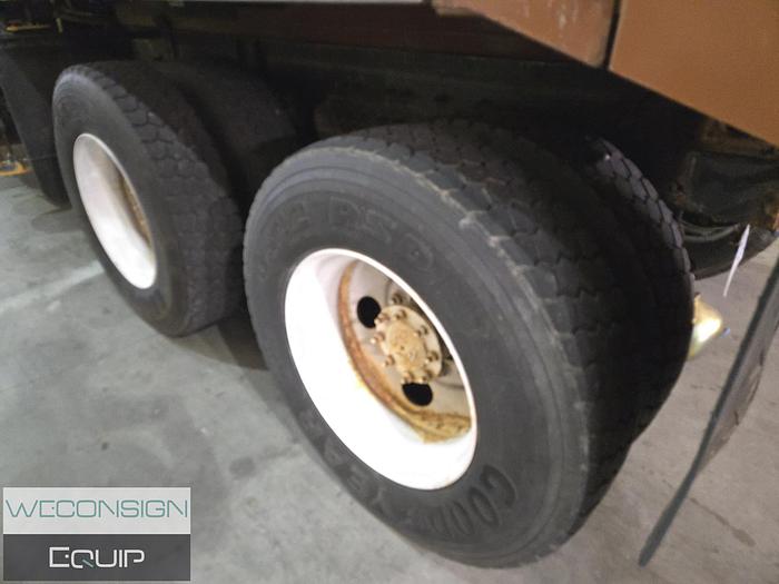 Used 2016 International 7400SBA Sander/ Dump Truck