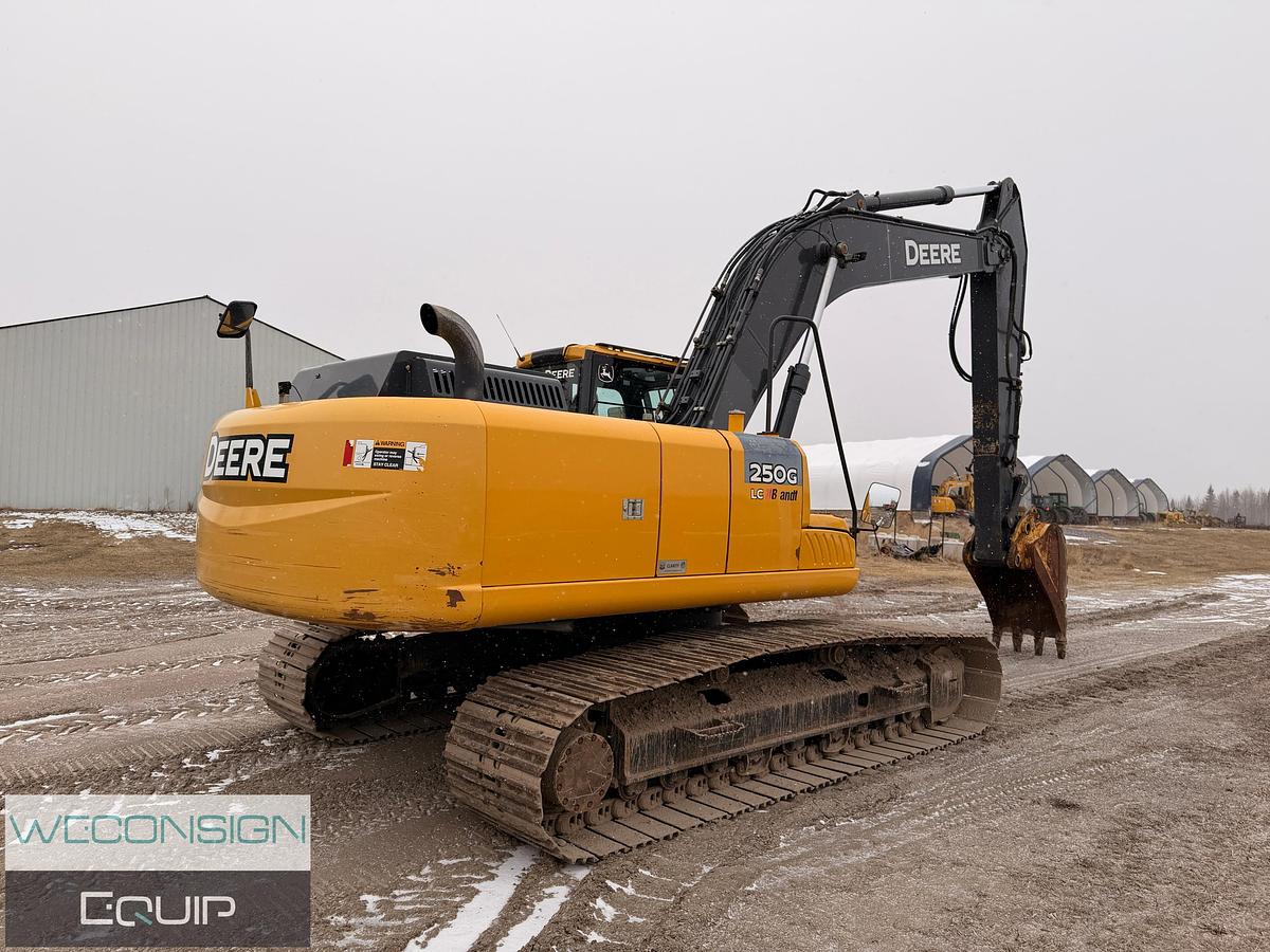 Used 2017 John Deere 250G LC Excavator