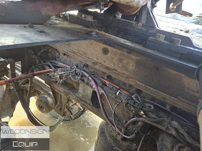 Used 2013 Peterbilt 367 Sleeper Winch Truck