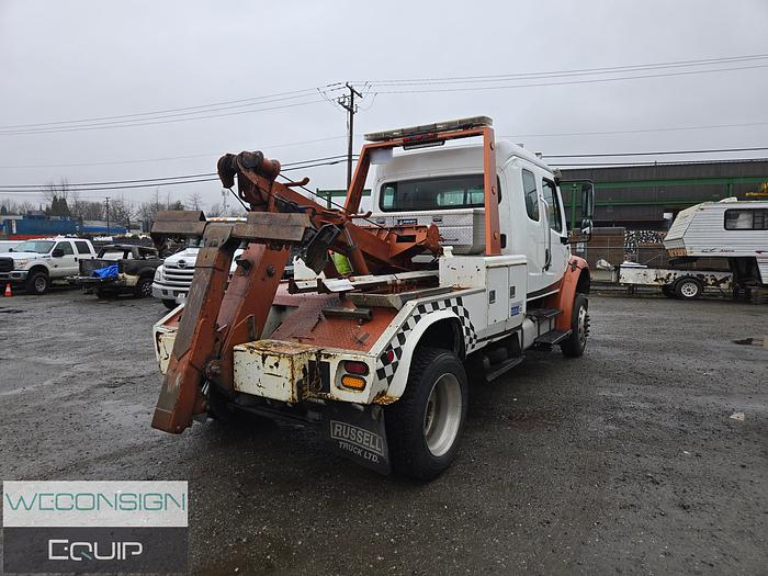 Used 2009 Freightliner M2 Tow Truck