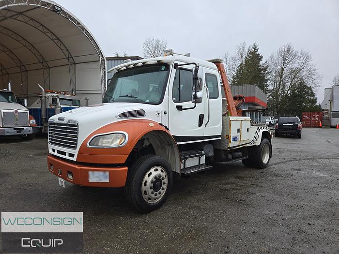 Used 2009 Freightliner M2 Tow Truck