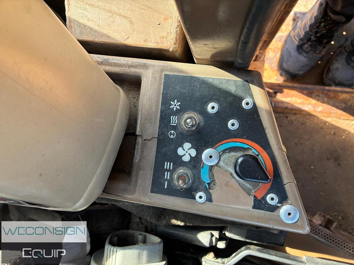 Used 1996 CAT 936F