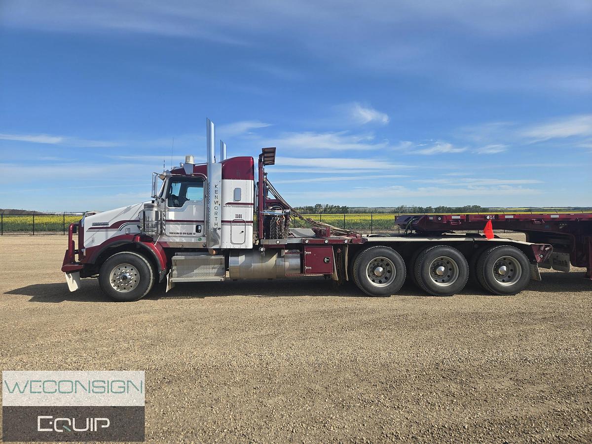 Used 2011 Kenworth T800 Tri Drive Texas Bed Truck