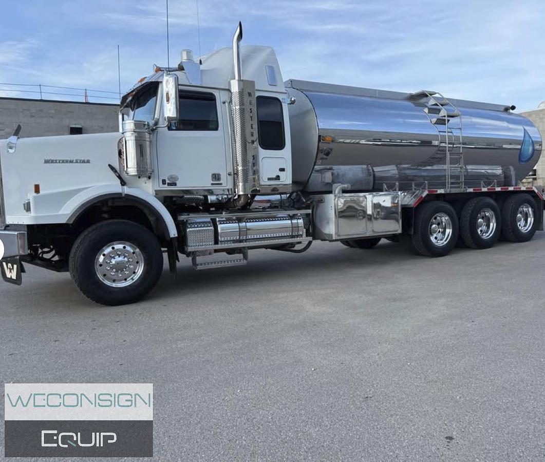 Used 2020 Western Star 4900