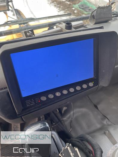 Used 2002 Nissan 2500 – Pavement Marking Vocational Truck