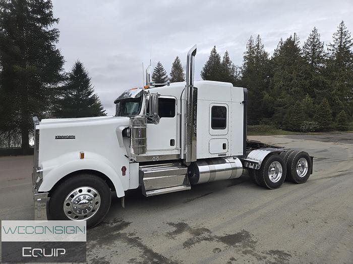Used 2012 Kenworth W900L Heavy Haul Sleeper Tractor