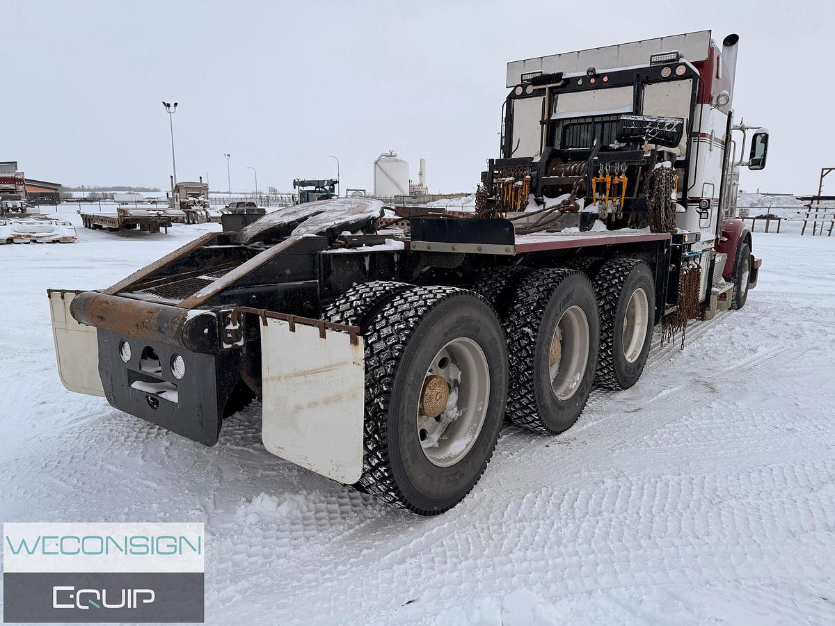 Used 2016 Peterbilt 367 Tri Drive Winch Truck