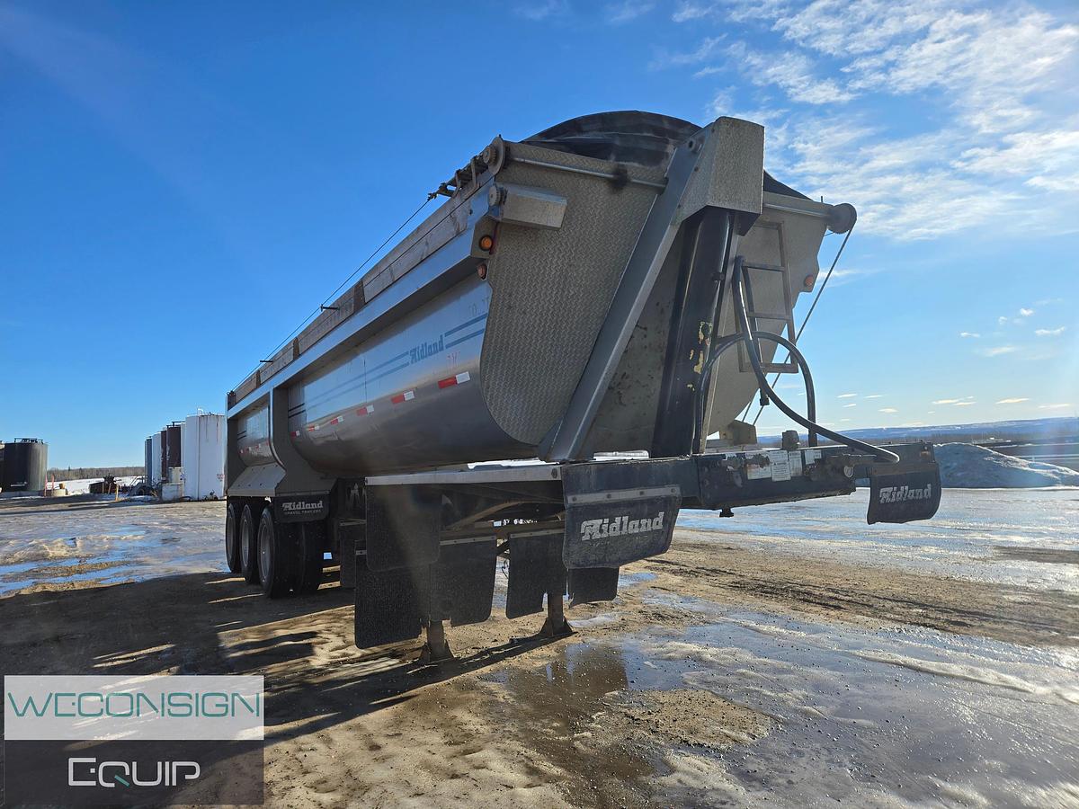 Used 2013 Midland 32'