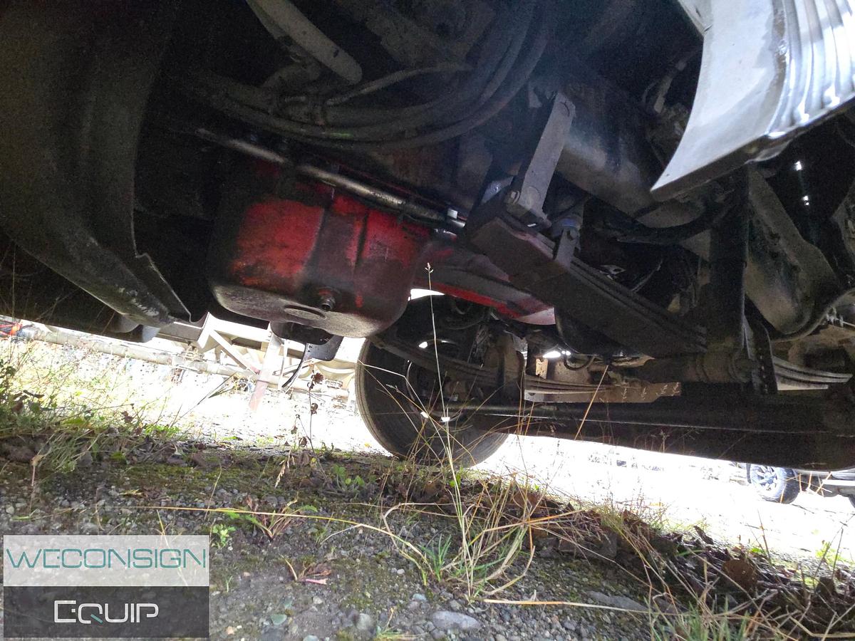 Used 2009 Kenworth W900L TA Sleeper Truck Tractor