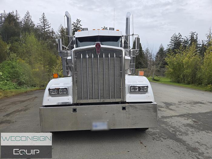 Used 2012 Kenworth W900L Heavy Haul Sleeper Tractor
