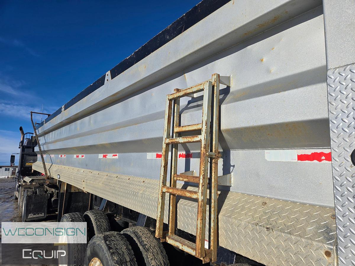 Used 2016 Arnes 30' End Dump